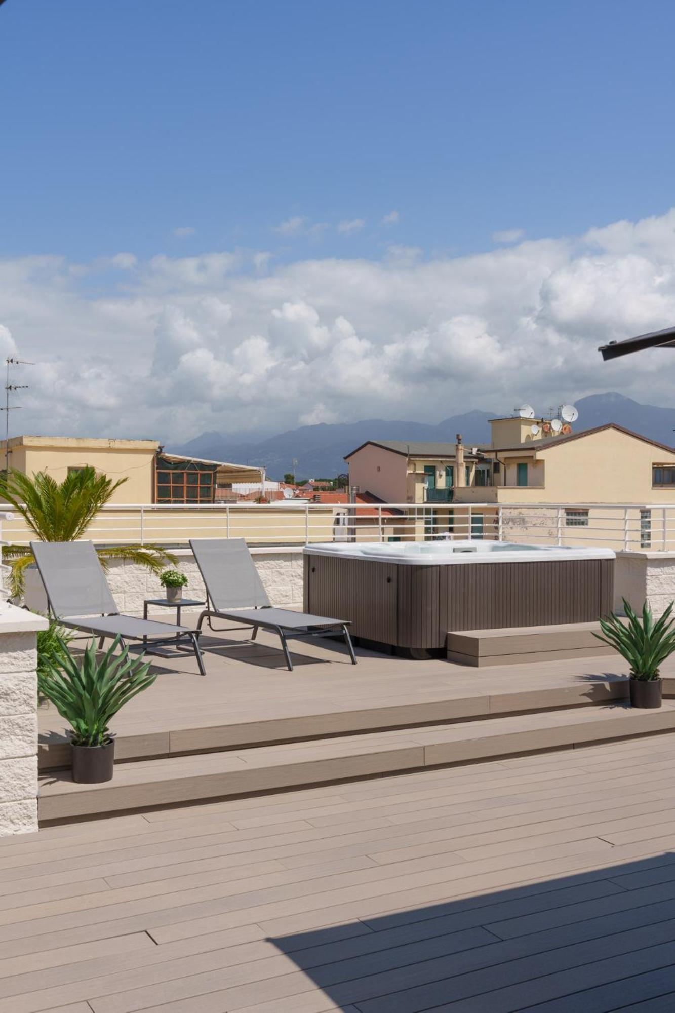 Vi Aparthotel Viareggio