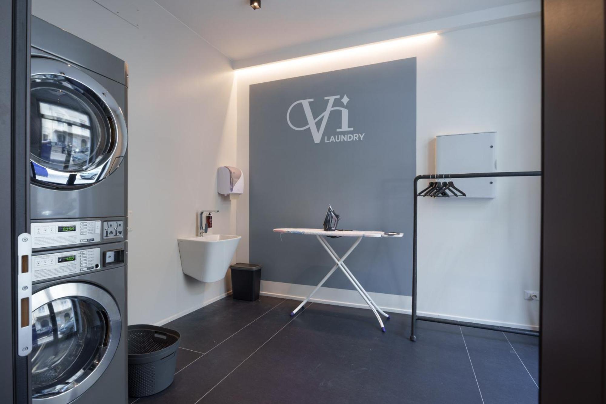 Aparthotel Vi *